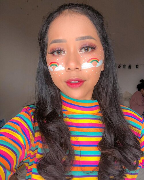 Reminder: a rainbow will arise after the rain falls. 🌈 so obsessed with the beauty of rainbow. It reminds me to always be grateful whatever the season is.⁣⁣Lagi belajar bikin face painting simpel gitu akhir-akhir ini. Kalian suka nggak? 🥺⁣⁣#ivgbeauty #cchannelbeautyid #rainbowmakeup #wakeupandmakeup #inspirasicantikmu #indobeautysquad #clozetteid