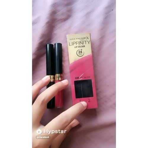 The color is really pigmented on my skin. And the best part is it will stay 24 hours on your lips. So i dont need to touch up my makeup again. Im just so in love with this colour because its dry fast and kissproof. Gorgeous colour and professional makeup looks for up to 24 hours. 😘😘
@tha_lovistha @Hypstar.Indonesia #Hypstarindonesia #beauty .
.
.
.
.

#like4like #likeforlike #tagsforlikes #beautyvlog #vlogger #videovlog #makeup #makeupreview #clozetteid #clozette