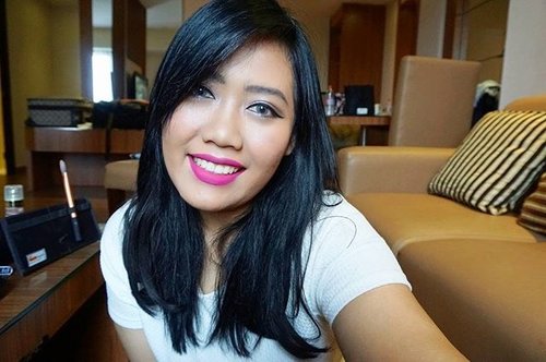 Have you watch my makeup tutorial for Valentine's day? Go straightly on my youtube link: https://youtu.be/ezUuQLiGCbE 💋💋 #like4follow #likeforlike #selca #selfie #makeuptutorial #valentinemakeuplook #tagforlikes #clozetteid #indonesianbeauty #bloggerindo