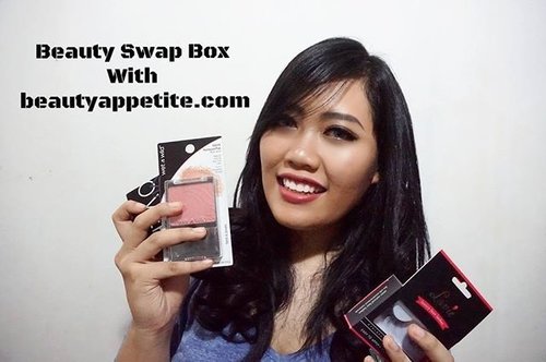 My Beauty Swap Box with @sijessie details will be up tonight! <3
#sneakpeek #swapbeauty #like4follow #likeforlike #like4like #tagforlikes #clozetteid #makeup #clozette #beautybloggerindonesia #selca #selfie #thepeachbeauty