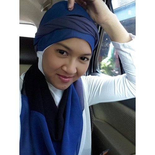 This hijab style is of my own creation 
#ClozetteID #BEAUTY #SELFIE