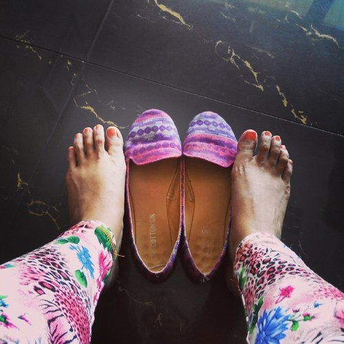 Love my shoesflat :) #cotw #shoeslover #ClozetteID #clozetters #flat #cotton #purple#mine#wednesday