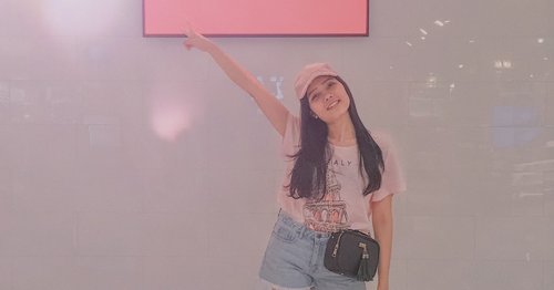 LIVE MORE COLORED - PINK OOTD