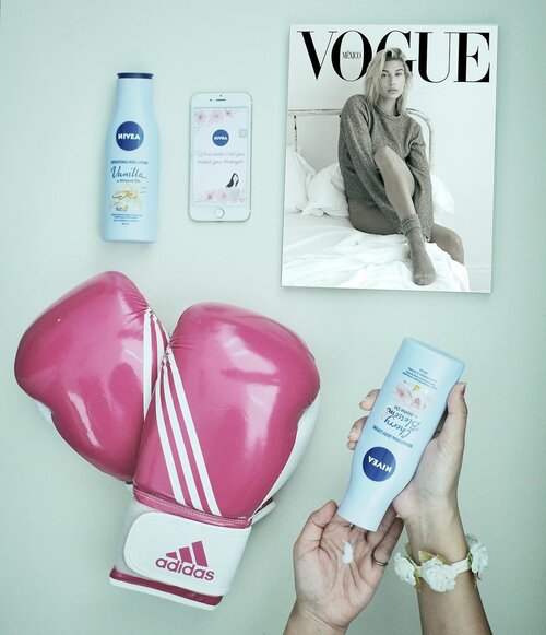 Cita-cita saat ini: kembali rutin ngegym dan muay thai. Ditambah #SensationalTouch Magic Words dari @nivea_id jadi makin bikin semangat untuk kembali berolah raga. Ada amin-nya?.📸 by @yunitayn...#ilovemybody #clozetteID #instadaily