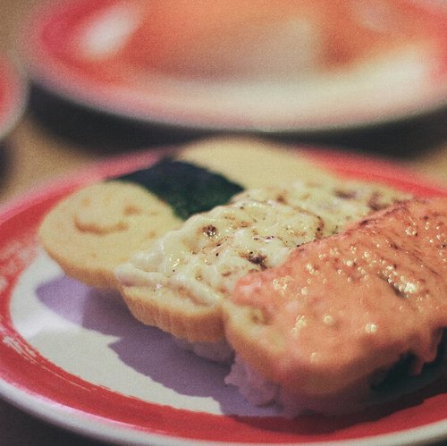 Instantly become my favorite! @genkisushiindonesia 🍣🍣
.
.
.
#genkisushi #sushi #tamago #instafood #jktfoodie #foodie #japanesefood #clozetteid #ggrep #whattoeat #zomato #foodgasm #vscocam #bigdreamereat #foodmonsterescape #foodblogger #jakartafoodie