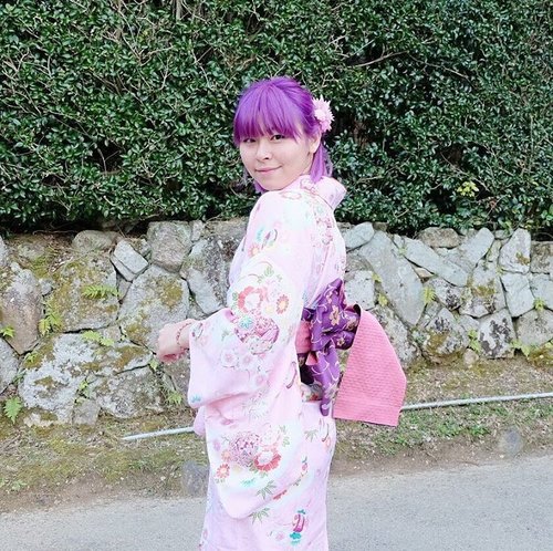 Because I can 🌸...#clozetteid #kimono #japan #kyoto #arashiyama #traveler #fashionbloggers #fblogger #beautybloggers #explorekyoto #kawaii #lifestylebloggers #美容ブロガー #着物 #きもの #嵐山 #뷰티블로거 #채션스타그램