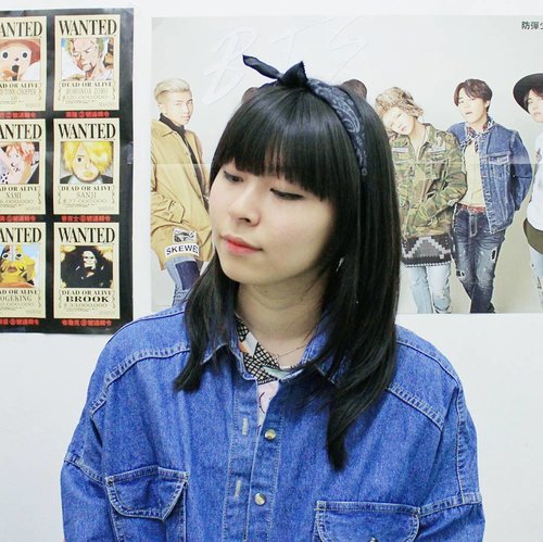 Kinda miss my old hairstyle lately 💁
Should I just go back to black 😂😂
.
.
.
#clozetteid #hairstyle #fbloggers #fashionbloggers #beautybloggers #bbloggers #lifestyleblogger #头发颜色 #博客 #ulzzang #ggrep #looksootd #GADISmagz #美容ブロガー #スタイル #패피 #패션스타그램 #얼짱 #뷰티블로거 #뷰디 #파워블로거