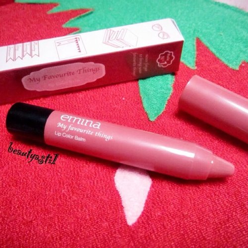 This is one of my current favorite things. Lip Color Balm that suits my mood everywhere I go.. 💄👠❤️ Read the full review on my blog 👉 http://beautyasti1.blogspot.com/2015/04/emina-cosmetics-library-queen-lip-color.html So, what's your favorite things??? DIRECT LINK IS ON MY BIO 💎💎💎 #emina #eminacosmetics #eminaplayground #clozetteid #beauty #beautyreview #beautyblogger #productreview #lips #lipstick #lipcolorbalm #libraryqueen #myfavorite #love #myfavoritethings #naturalcolor #strawberry #red