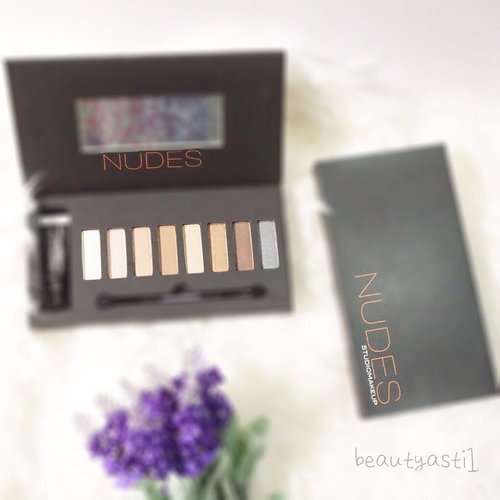 [New Post is up!] STUDIOMAKEUP Nudes Eyeshadow Palette - Review, only on 👉🏻 http://www.beautyasti1.com/2017/10/studiomakeup-nudes-eyeshadow-palette-review.html or click link in my bio 🌍....#clozetteid #studiomakeup #studiomakeupid #nudes