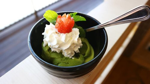 Enjoy your matcha ice cream 🍨🍵😍
Happy Friday! 😀
.
.
.
.
.
#foodphotography #greentea #kuliner #matchaaddict #vibes #icecream #matcha #dessert #vscocamid #foodgasm
#meisUniqueCulinary #clozetteID