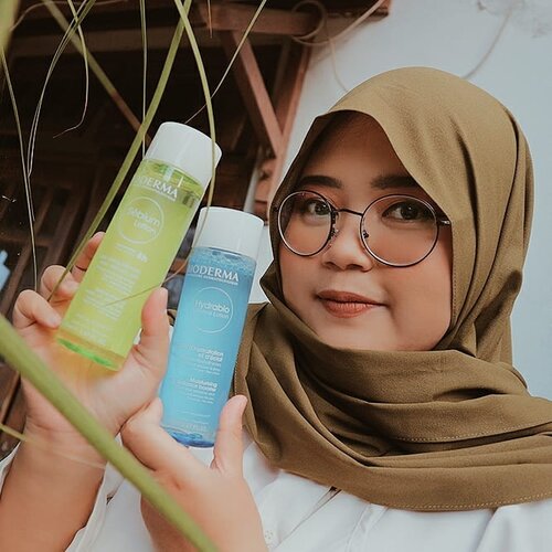 New post on the blog! Kali ini ada duo boosting toner dari @bioderma_indonesia yang diklaim mampu melembapkan dan menghidrasi kulit selama puasa. Klik link di bio untuk baca ulasan lengkapnya ya!-#Bioderma #BiodermaIndonesia #BoostYourGlow #SebiumLotion #HydrabioEssenceLotion #BiodermaXClozetteIDReview #ClozetteID @clozetteid