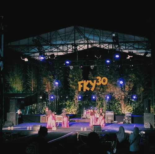 "Art enables us to find ourselves and lose ourselves at the same time" - Thomas Merton-@festivalkesenianyogyakarta #FKY30