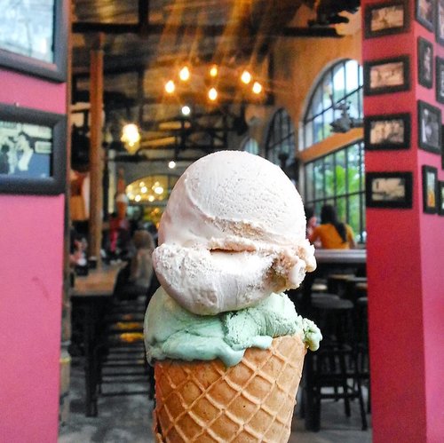 Ice cream 🍦

#ernysjournalfood
#bloggerlife
#food
#weekend
#icecream
#clozetteid