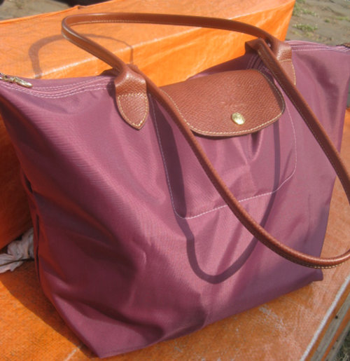 Longchamp Le Pliage, a must have for travel