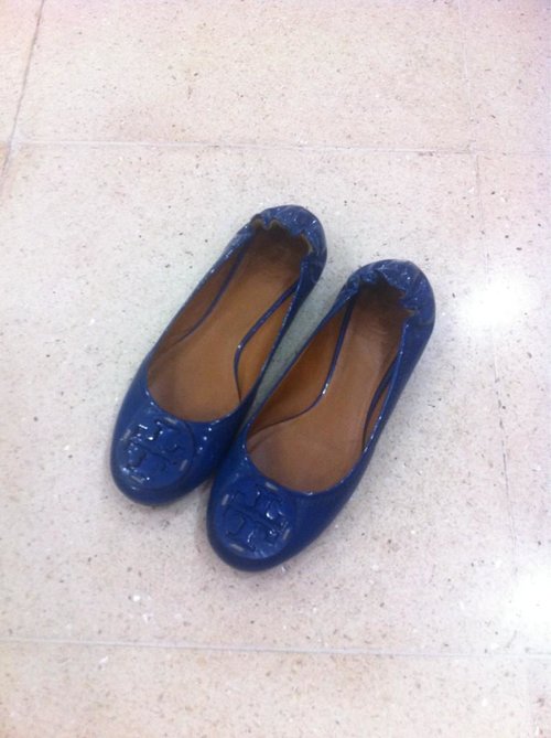 Tory Burch Flats, love the color!