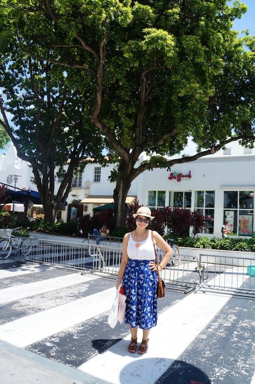 Strolling around Lincoln Road Mall, Miami