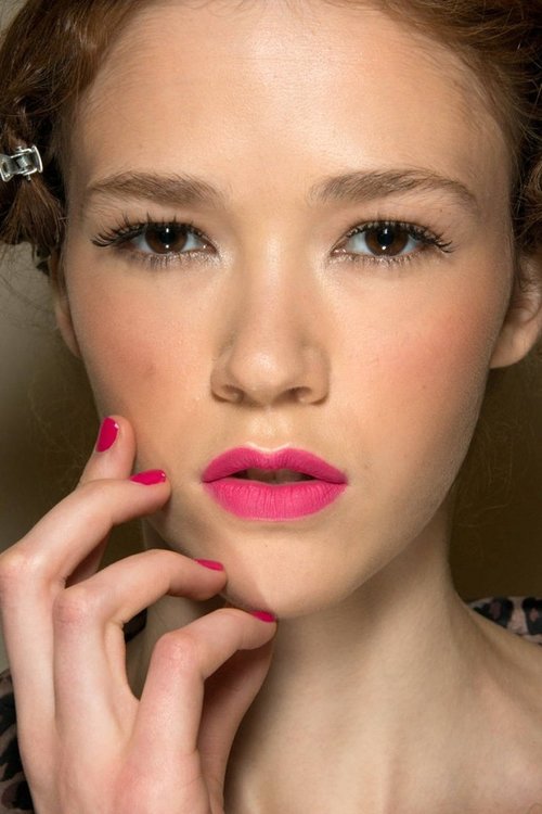 Love the pop of fuchsia pink lipstick