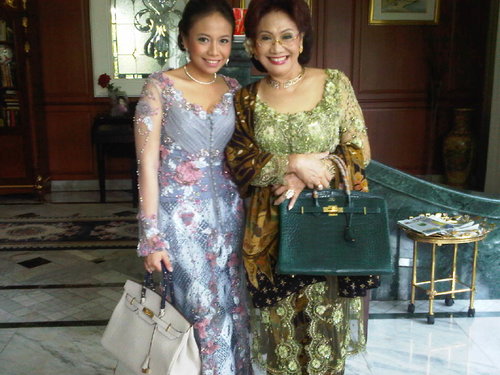 May 2010 with me mom