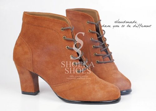 ankle boots ada haknya :D