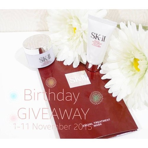 Hello everybody! 
November is my birthday month and it has been a while since my last giveaway, so here we go, a birthday giveaway for you 😊
I will giveaway one set of SKII skincare as shown in the picture for one winner.
🎂🎂🎂
How to join:
1. Follow my IG (stefaniecarolina) and Twitter (poshandplush)
2. Like and Repost this picture, tag me and use #PoshPlushBirthdayGiveaway 
3. Tag 3 of your friends
4. You just need to repost one time
5. The winner will be picked randomly 
6. Open for Indonesian resident only
7. Giveaway will be closed on Nov 10th 23.59 pm
🎂🎂🎂
The winner will be announced on Nov 11th. Good luck!! 😘😘
#beauty #beautygiveaway #birthdaygiveaway #bloggergiveaway #skincare #skii #beautyblogger #beautybloggerid #indonesiabeautyblogger #clozetteid #fdbeauty