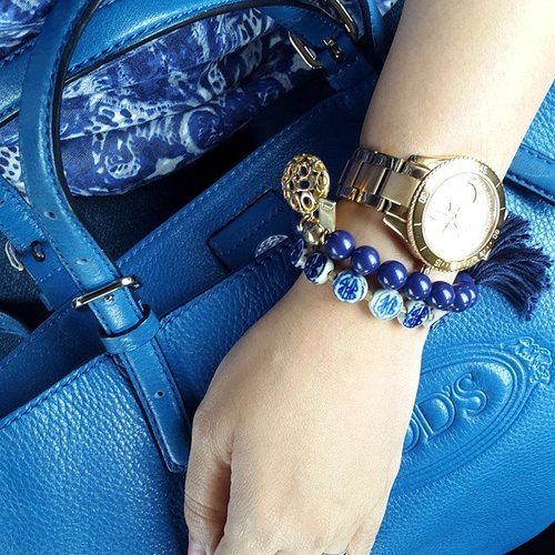 Shade of blue#coach #totemjewelry #bracelet #tods #bag #blue #indigo #chinablue #armparty #armcandy #armswag #clozetteid #clozetteaccessories #COTW

