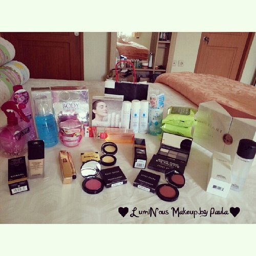 My recent beauty haul from Singapore -not for sale-, ♥LumiNous Makeup by Paula♥ ready to serve u better