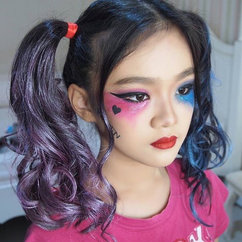 Harley Quinn makeup for @nicole.faith.aiko 
Makeup and HairDo by @shelleymuc 
#nolashesmakeup #nofalsies #nofakelashes #facepaint #facepaintsurabaya #harleyquinn #suicidésquad #harleyquinnmakeup #makeup #beauty #beauty #shelleymuc #surabaya #makeupartist #mua #shelleymakeupcreation #beforeafter #clozetteID #makeover #muasurabaya #muaindonesia #hairdo #fashion #fashionmakeup #halloween #halloweenmakeup #glammakeup #makeupartistsurabaya #surabayamakeupartist