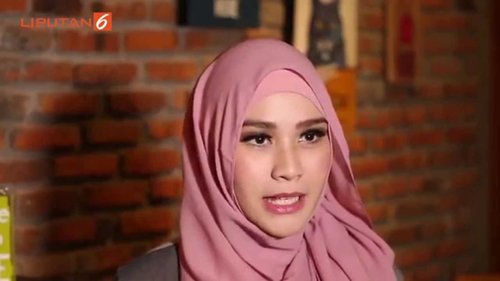 HIJAB TUTORIAL ZASKIA ADYA MECCA |Tutorial Tampilkan Aura Menawan dengan Hijab Casual - YouTube|