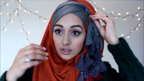 Quick &amp; Simple Dina Torkia Hijab Tutorial - YouTube