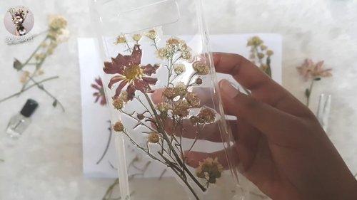 Do it Yourself (DIY) - Pressed Flower Phone Case - YouTube
