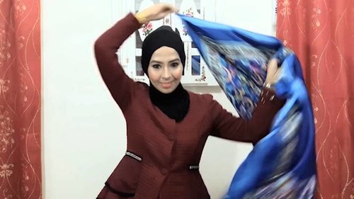Hijab Tutorial : 1 square scarf 4 style by azie fazieda - YouTube