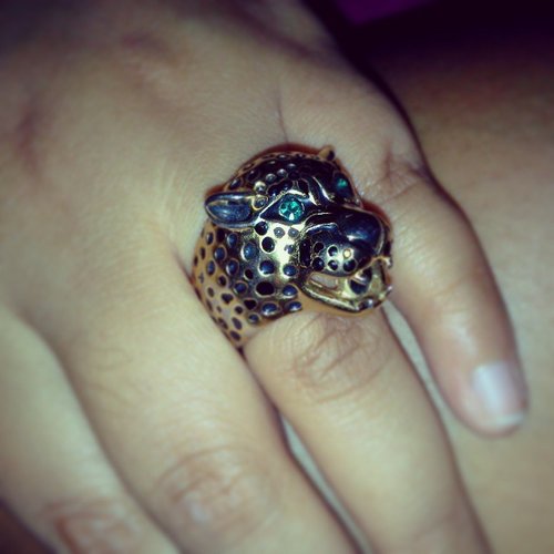 Cute rawr ring from #fdgaragesale yesterday! Pardon my ginukginuk finger yaa hihihi