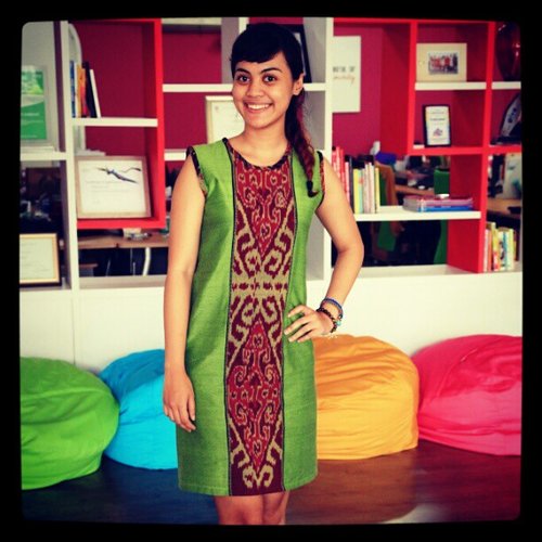 A dress by my Mom... made of one Tenun, a beautiful hand- rafted Indonesian fabric :) #style #fashion #todaysoutfit