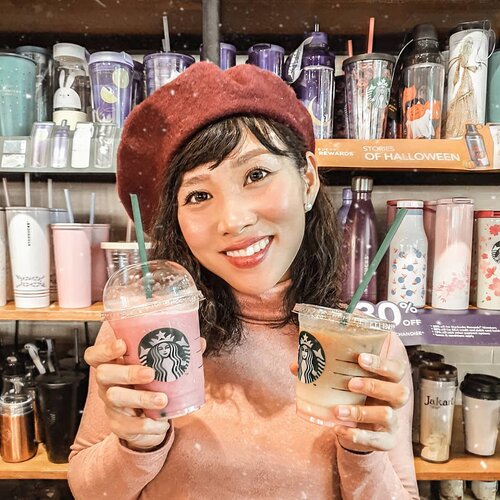 So happy that Starbucks is supporting Pink Movement dan selama bulan October ini, untuk memeriahkan Pink Movement Starbucks punya 4 varian Pink Drinks yang terdiri dari Pink Macchiato, Sakura Yoguberry Frappuccino, Double Pink Coffee Frappuccino dan Pink Blossom Raspberry Tea.Dapatkan Pink Drinks ini dengan harga 30k aja hanya dengan upload foto di Instagram feed atau story kamu, jangan lupa pakai Starbucks Face Filter yang bisa kamu akses di IG @StarbucksIndonesia dan tunjukkan ke barista nya.Kalian juga bisa memenangkan Voucher Starbucks senilai 2 juta rupiah dari @ClozetteID. Caranya  sama, upload foto kamu yang menggunakan Starbucks Face Filter, jangan lupa tag @ClozetteID dan @StarbucksIndonesia dan sertakan #SbuxCupsOfCourage #SbuxCupofStories #ClozetteIDxStarbucksOh ya, dengan membeli Pink Drinks, kamu sudah ikut berdonasi ke Yayasan Lovepink Indonesia loh. Enjoy your Pink Drinks and good luck!•••••••••#clozetteid #ootdinspo #beautifulmatters #lookbookindonesia #theheartcaptured #thehappynow #wheretofindme #ファッション #스타일 #コーデ #littlestoriesofmylife #neutraltones #alliseeispretty #todaysgoodthing #slowandsimpledays #momentsofmine #neutrals #ofsimplethings#postitfortheaesthetics #myeverydaymagic #stylehunters