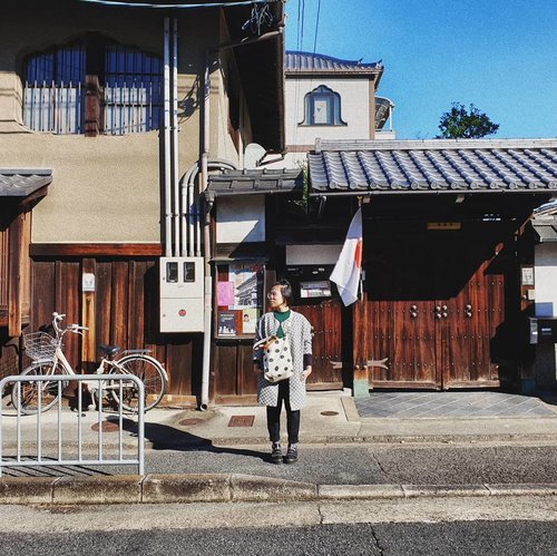 early morning in Kyoto••••••••••#clozetteid #dearestviewfinder #beautifulmatters #ootdindo #darlingdaily #instastyle #lookbookindonesia #justgoshoot #outfitinspo #outfitoftheday #whatiwore #darlingescapes #mommyhood #vsco #momstyle #momfashion #theheartcaptured #finditliveit #thehappynow #todayimwearing #styleoftheday #wheretofindme #ootd #ファッション #스타일 #コーデ #littlestoriesofmylife #kyoto #japantrip #vscoindonesia