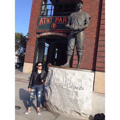 AT &amp;amp; T Park 📷 #etravel #travelling #sanfrancisco #estyle #style #look #lookoftheday #outfit #outfitoftheday #fashionoftheday #instalook #instafashion #clozettedaily #clozetteid #fashion #ootd #femaledaily
