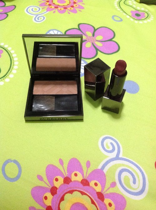 my first burberry beauty... surely won't be my last, hehe..