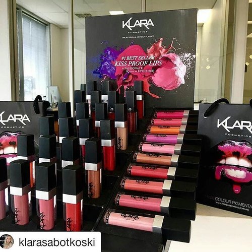 #Repost @klarasabotkoski with @repostapp
・・・
✨⭐️❤️ MASSIVE GIVEAWAY ❤️⭐️✨
To win ALL of this Liquid Matte Lipstick "Kiss Proof Lips all you need to do is:
➖ Follow me on Instagram @klarasabotkoski ➖ Follow our Instagram @klaracosmetics ( if you win i will  DM you)
➖Tag 3 friends in the comments of this photo
➖Repost this pic to your page

The giveaway is open worldwide, you can enter once a day (spam accounts will be ignored), and it closes one week from today - 28/2/17! Winner will not be announced publicly - they will be private messaged - so make sure you check your DMs on the 28th! 
GOOD LUCK 💝

#giveaway #internationalgiveaway #beauty #makeup #makeupjunkie #makeuplover #lipjunkie #lipstick #klaracosmetics #kissproof #mua #muajakarta #beautyblog #beautybloggerid #beautybloggerindonesia #fdbeauty #indobeautygram #clozette #clozetteid #sephoraidn #sephora #sephoraidnbeautyinfluencer #like #like4like #likeforlike