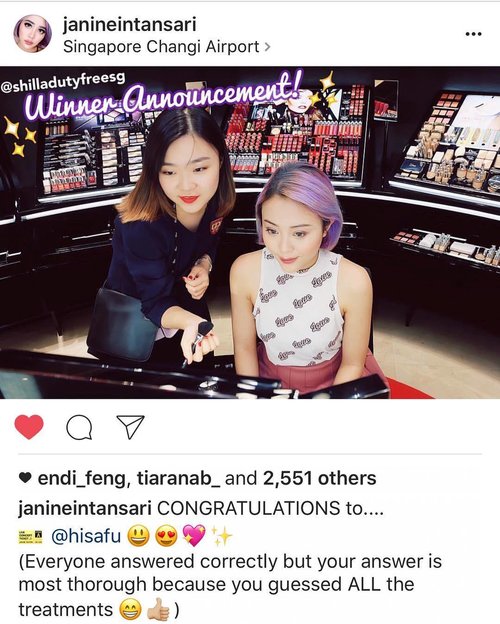 OMG.. still cannot believe i win this giveaway.. ive got a great prize from @shilladutyfreesg at @changiairport .. thank u @janineintansari for choosing me 😘😘 .. .
.
#giveaway #giveawayindo #giveawayindonesia #winner #winning #happy #shilladutyfree #singapore #changiairport #clozetteid #행복 #좋아요 #고마워