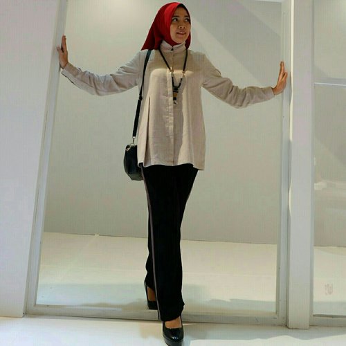 #OOTD for L.Tru Annual Fashion Show.

Outfit and Hijab by L.Tru.
Necklace: House of Jealouxy x Jenahara.
Bag: Mango