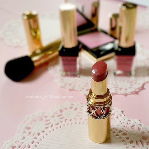 #YSL Rouge Volupté Shine Lipstick 17 Rose in Tension │ 
#makeupjunkie #YSLRVS #femaledailynetwork #fdbeauty #clozetteid #clozette