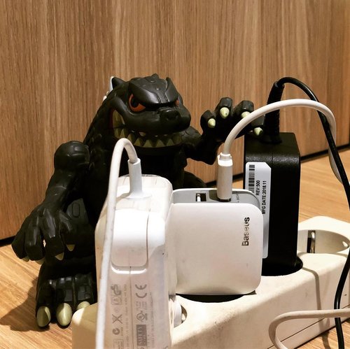 Been in the condition “afraid of plug in the charger to sockets as it was fire up like a Godzilla burns the wire”. Scary enuff, but shud not give up. 
The way out is shared on written articles on my blog, check bio to read and do not hesitate to leave comment 🙏🏼
.
.
#godzilla #toysphotography #toys #wired #toysrus #toystoryland #clozetteid #lifestyle