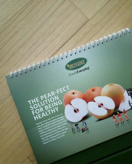 Pieces of fruit a day, will keep you in a healthy way. Monthly reminder written at @sunprideid calendar. So, what fruits you plan to consume tomorrow?
.
.
#clozetteid #lifestyle #calendar #buahpastisunpride #healthy #fruits #healthcare