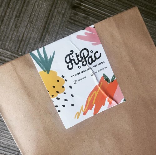 Inside this cutie envelope, you’ll find a travelmate that fit all your needs.
Swipe left to see it
Visit @fitpac.id to own it .
.
#clozetteid #lifestyle #instagood #reusablebag #totebag #lessplastic #zerowaste #zerowastelifestyle #recyclemorewasteless #IndonesiaBersihSampah2025 #awastefreeworld