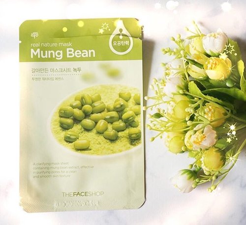 < #blogged > The Face Shop Mung Bean Sheet Mask - For clarifying and purifying pores. I felt a tightening feeling on skin when I put this on, almost like a slight tingling sensation, but only for the first 10 mins. Afterwards it gave a plumped and refreshed look on the skin.🍃🍃🍃🍃🍃🍃🍃#sheetmask #rasianbeauty #kbeauty #asianskincare #skindiary #skincareblogger #beautyroutine #beautybloggerid #clozetteid
