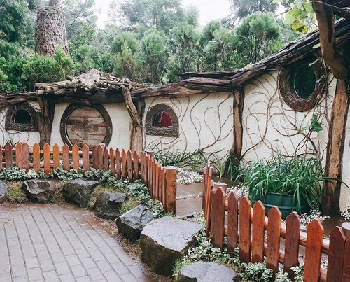 🌲👣I left my heart in middle earth 👣🌲
.
.
.
.
.
#thehobbit #hobbithouse #hobbitlife