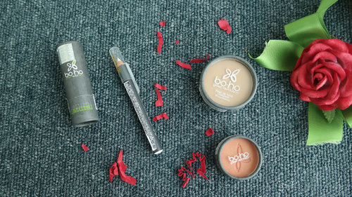 Green Revolution with boho cosmetics
This brand is available at Beauty Box Indonesia, it introduces us green concept for make up and beauty so all products are natural and even the packaging is environmentally friendly :)