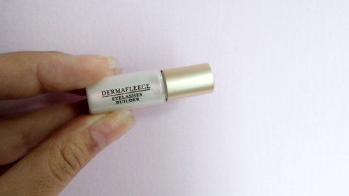 check out my review about Dermafleece; eyelash serum that promises result in 14 days!
www.utotia.net