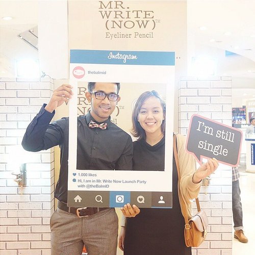 With Bill at Mr. Write Now Launch Party with @thebalmid 
#vscocam #beauty #thebalm #thebalmcosmetics #thebalmid #makeup #beautyblogger #beautybloggerid #clozetteid #eyeliner