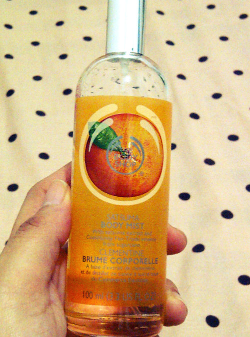 this is my HG fragrance for everyday " satsuma body mist" form the body shop. it's very fresh and light. the scent from this body mist gave me a good feeling and relax.